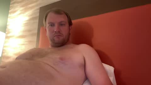 hockeyboy2015 online show from October 9, 9:20 pm