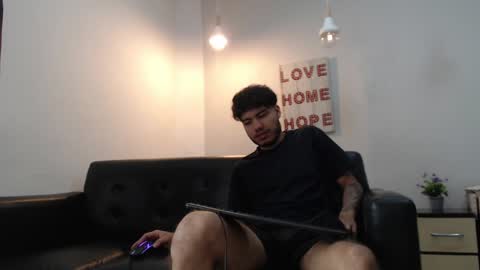 holy_sin online show from December 21, 3:31 pm