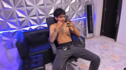 holy_sin online show from December 17, 11:38 pm