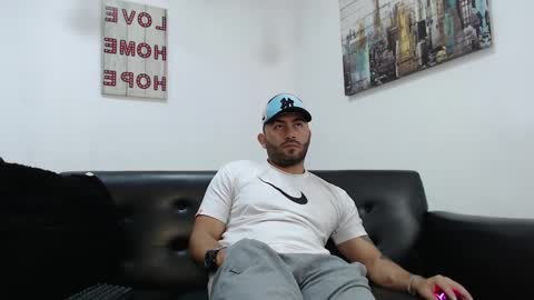 holy_sin online show from March 12, 1:40 pm