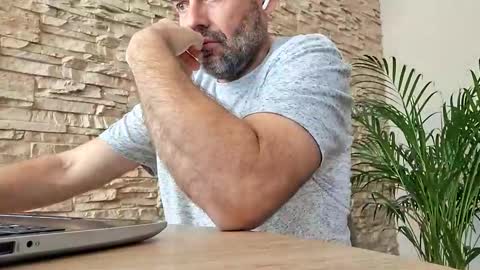 honeydaddyforyou online show from October 28, 10:40 am