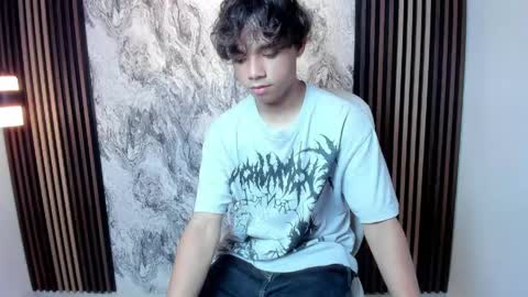 honeymoon_sariel online show from April 19, 1:32 pm