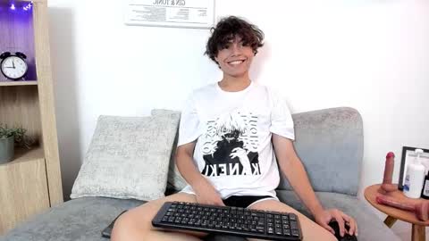 honeymoon_sariel online show from October 3, 8:14 pm