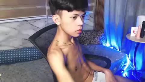 horny_joshxxx online show from March 29, 7:25 pm