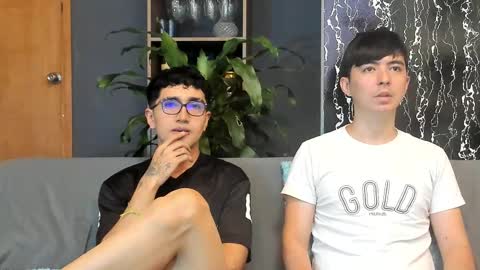 Snapshot of horny_twinks_guys chatting on September 11, 8:41 pm Alex and Camilo online show from September 11, 8:41 pm