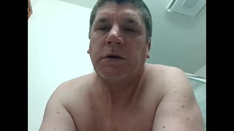 hornyman6942842 online show from December 16, 9:22 pm