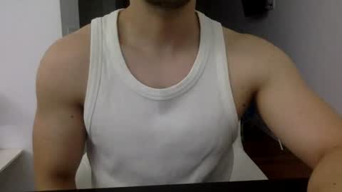 hornyspaniard93 online show from June 13, 7:23 pm