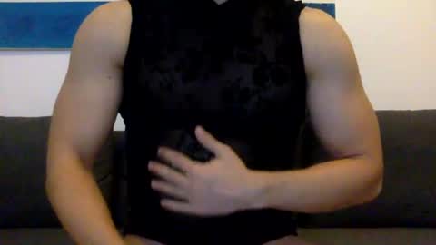 hornyspaniard93 online show from June 23, 9:29 pm