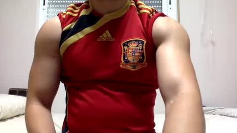 hornyspaniard93 online show from July 19, 3:40 pm