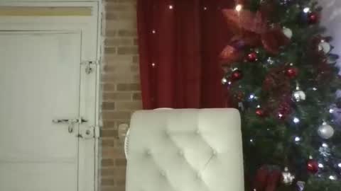 hot2512 online show from December 22, 12:19 am