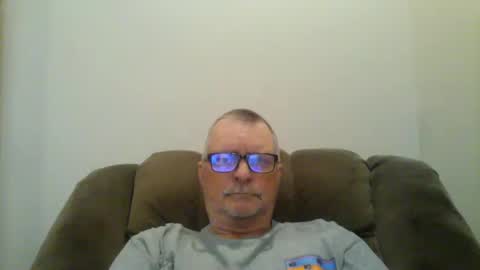 Snapshot of hot4tightholes chatting on December 30, 3:13 pm hot4tightholes online show from December 30, 3:13 pm
