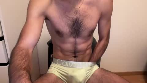 hot_men_athlete online show from November 16, 10:17 am