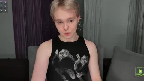 hot_twinkboy online show from February 8, 11:44 am