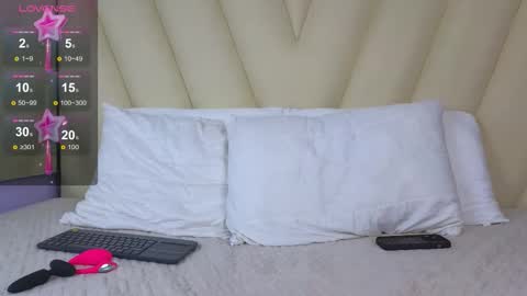 hotboy21_ online show from November 6, 4:37 am