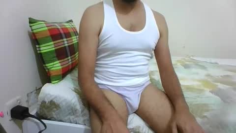 Snapshot of hotboy8677 chatting on October 20, 7:45 am Hotboy8677 online show from October 20, 7:45 am