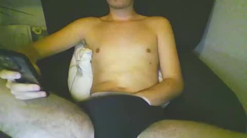 Hotdutchtwink22 online show from October 12, 4:56 pm