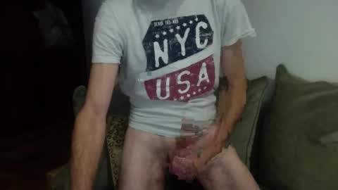 Snapshot of hotfrenchdadd chatting on January 5, 8:54 am hotfrenchdadd online show from January 5, 8:54 am