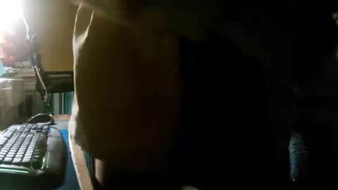 hotleopold online show from March 10, 12:05 am