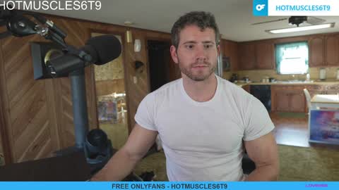 hotmuscles6t9 online show from February 3, 9:50 pm