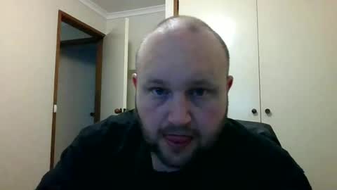 hotrodder323 online show from December 10, 7:58 am