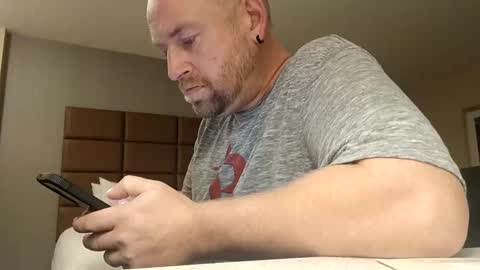 hotstuff19871987 online show from January 1, 2:19 am