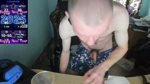 hot online show from March 10, 2:37 pm