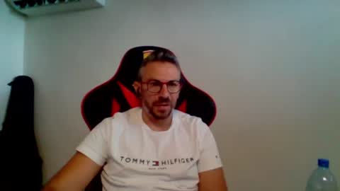 huge__cumshot online show from July 23, 6:43 am