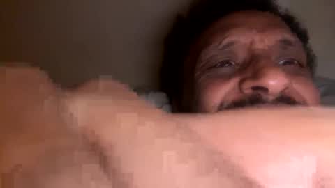 hugecockboss online show from January 1, 7:09 am