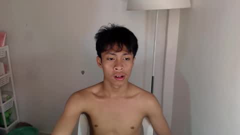 hugecockwayoy online show from September 13, 4:13 am