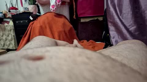 hugedick2469 online show from January 9, 5:55 am