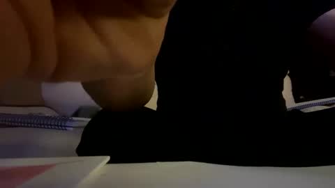 hungbwc99999 online show from March 28, 6:57 am