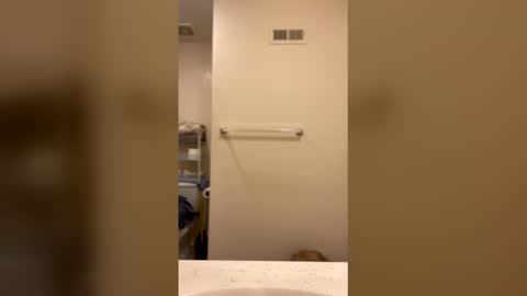 hungbwc99999 online show from February 16, 10:24 am