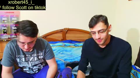 Eddy online show from December 14, 9:02 pm