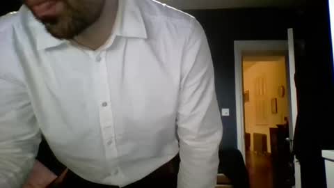 hunghard2004 online show from March 17, 1:42 am