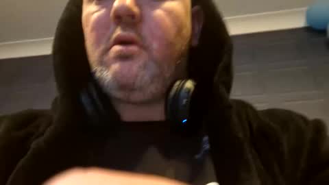 hunk1987_ online show from March 17, 11:29 pm