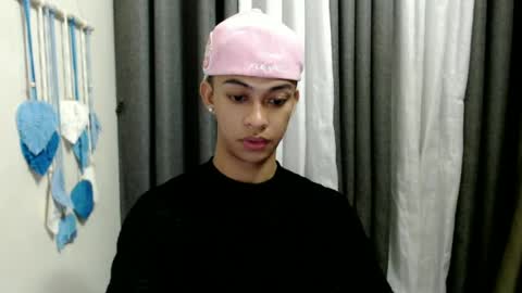 hunk_edward online show from June 27, 4:34 pm