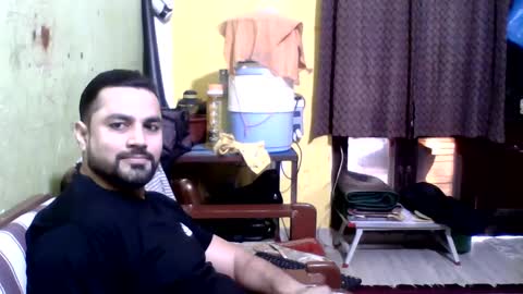 hunkster102 online show from February 1, 5:49 am