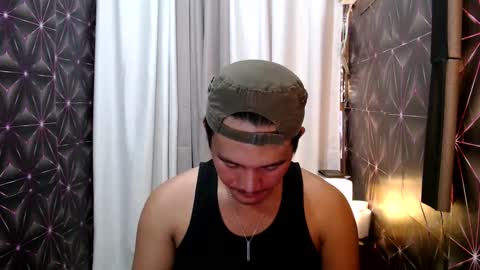 hunkylloyd online show from January 25, 5:40 am