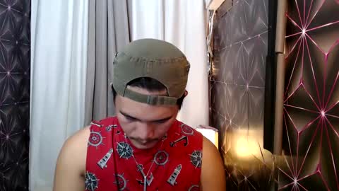 hunkylloyd online show from January 19, 5:05 am