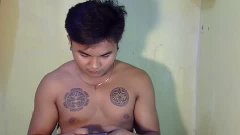 hunkyzeus online show from October 23, 4:32 pm