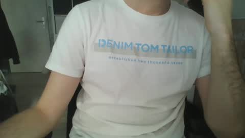 hunting_007 online show from February 25, 12:24 pm