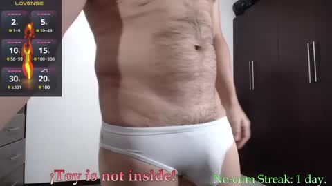 Snapshot of hxmister chatting on December 13, 5:38 am Andrew online show from December 13, 5:38 am