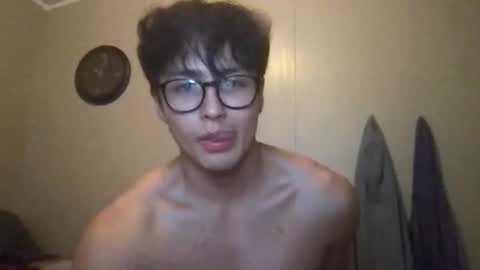 hyunluv online show from November 10, 6:40 am