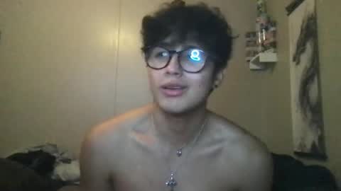 hyunluv online show from October 14, 7:15 am