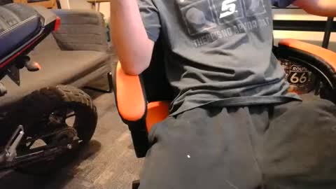 Snapshot of i_am_only_human chatting on September 13, 11:33 am lucifer online show from September 13, 11:33 am