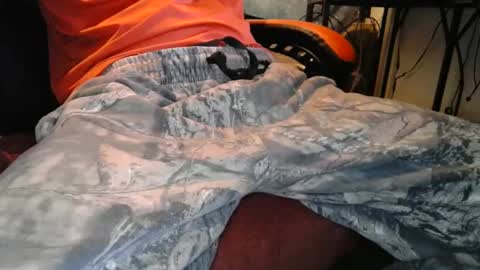 Snapshot of i_am_only_human chatting on February 2, 11:30 am lucifer online show from February 2, 11:30 am