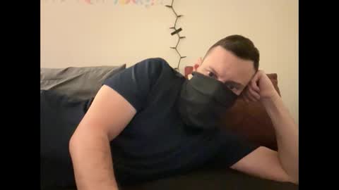 Snapshot of i_o_ro chatting on January 6, 1:53 am i o ro online show from January 6, 1:53 am