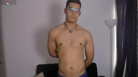 Dylan  independent model  online show from April 16, 8:09 pm