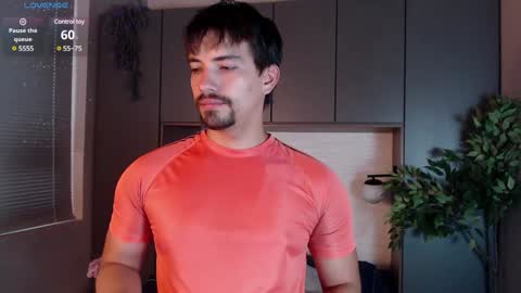 Ian Davis online show from December 26, 7:38 pm