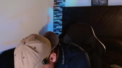 Ian Davis online show from March 14, 7:54 pm